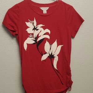 Red short sleeve shirt